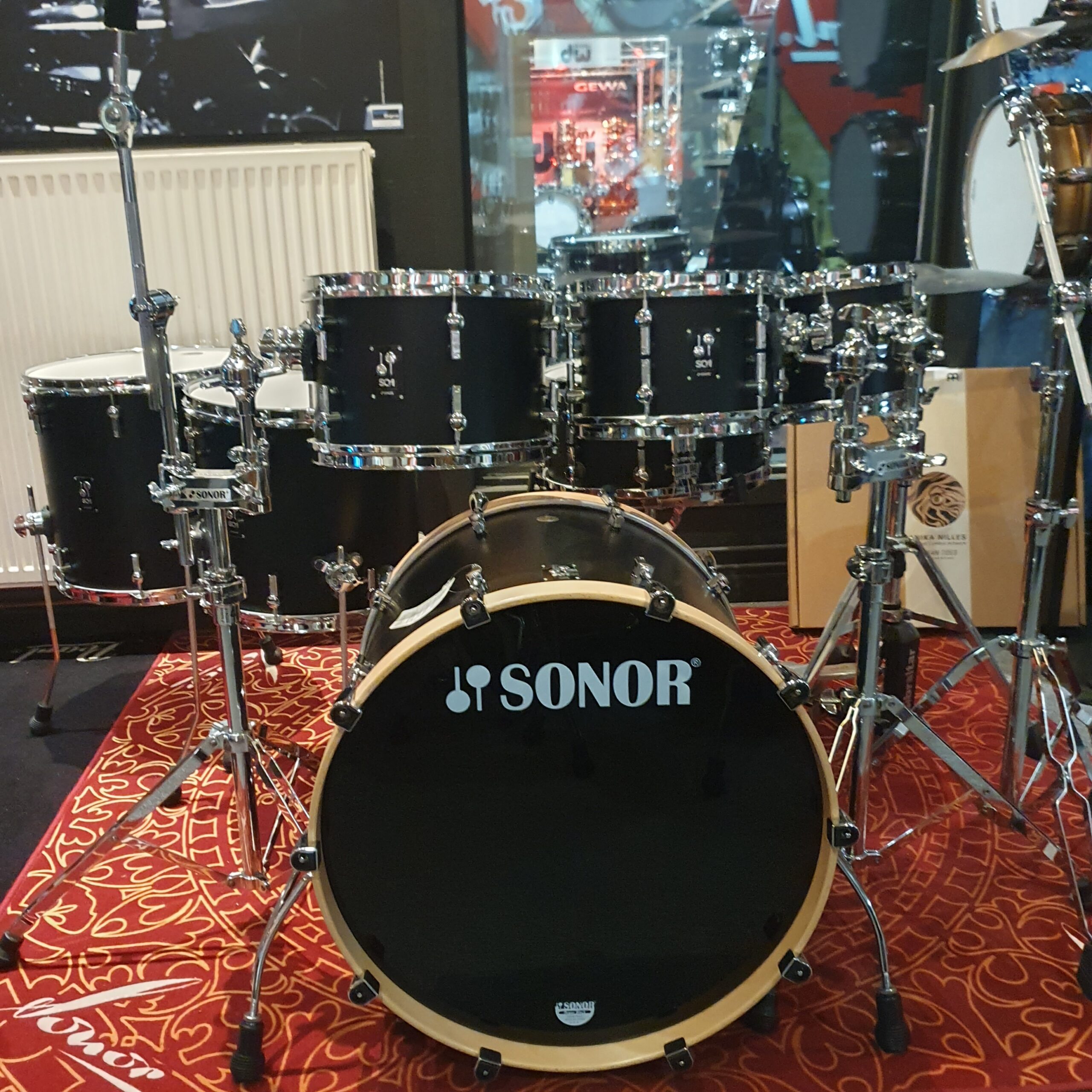 Sonor AQ1 Drumstel Black – Berkenhout met Hardware